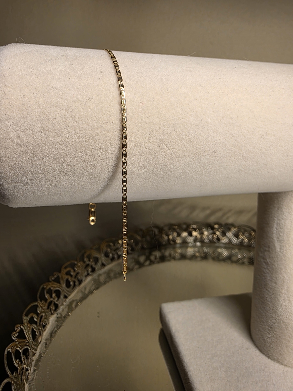 ✨️✨️ 10K Yellow Gold Valentino Chain Bracelet - Elegant Women's Jewelry